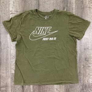 Nike Men’s L Olive Green "Just Do It" Swoosh Graphic Tee The Nike Tee